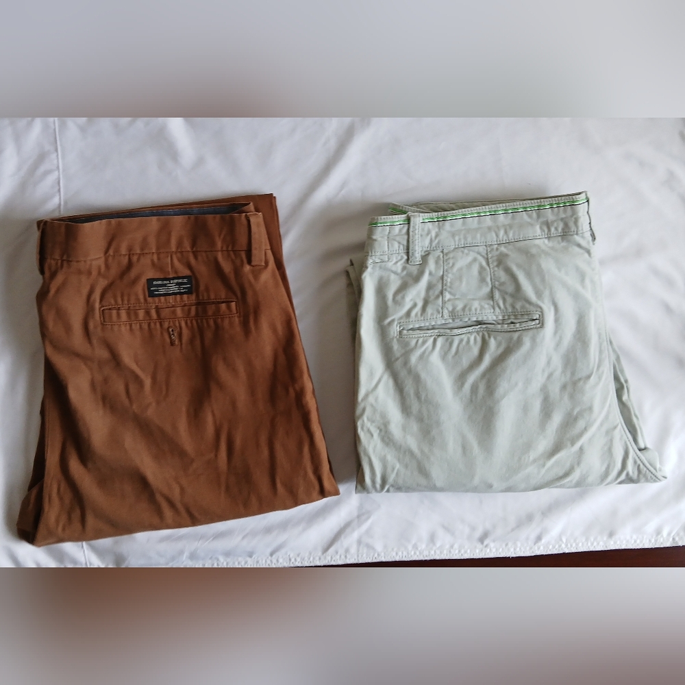 Assorted Chino Pants Hugo Boss & Banana Republic 36×30 Modern Fit Lot of 2